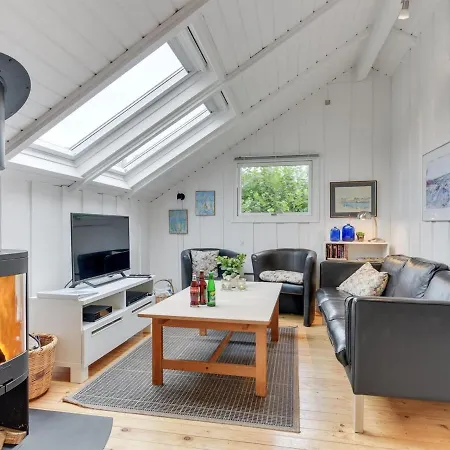 Holiday home Sella - 500m From The Sea In Se Jutland By Interhome