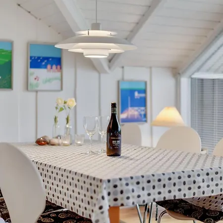 Sella - 500m From The Sea By Interhome 펜션 *